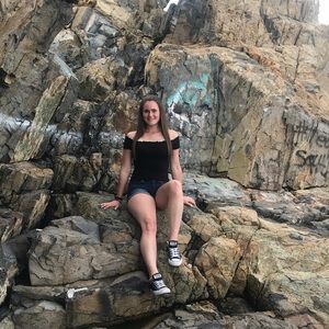 Meet your Posher, Jillian